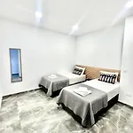 Napa Entry Apts *