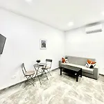 Napa Entry Apts Apartman Ajía Nápa