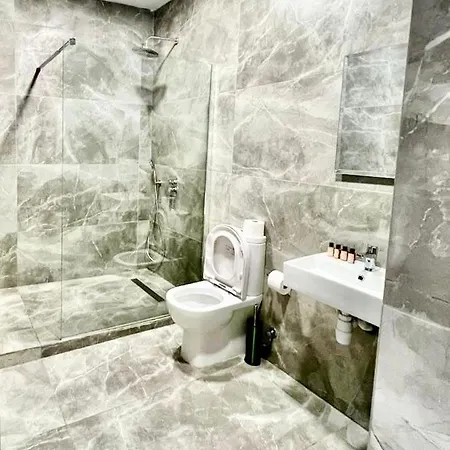 Napa Entry Apts Apartment