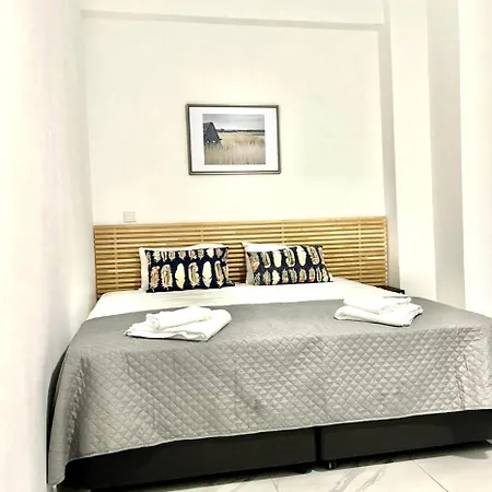 Napa Entry Apts Agia Napa