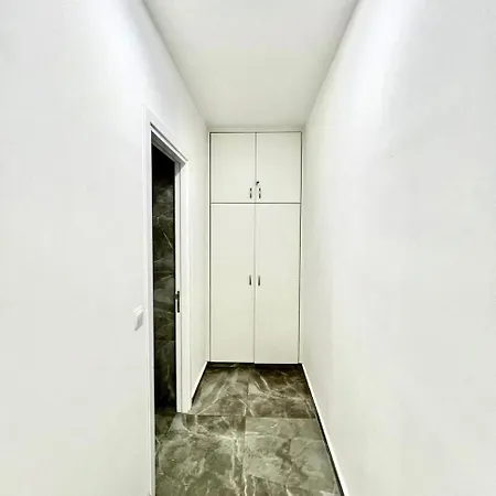 Napa Entry Apts * Agia Napa