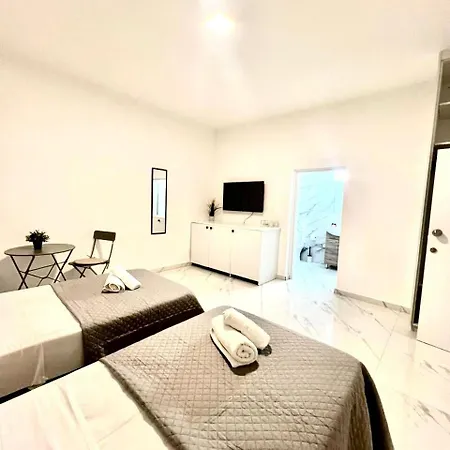 Napa Entry Apts